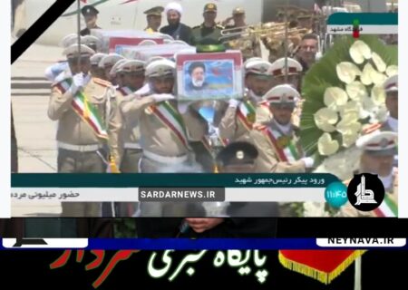 تشییع خادم‌الرضا در مشهدالرضا(ع)/ وداع مردم مشهدمقدس با شهدای‌خدمت